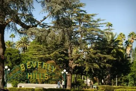 Beverly Hills Sign at Beverly Gardens Park