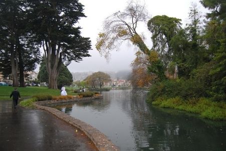 Walking path at Palace of Fine Arts in San Francisco