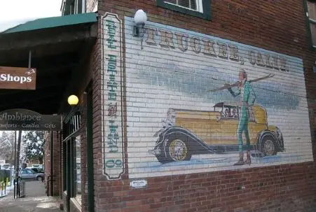 Mural on Truckee Main Street building