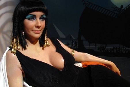Elizabeth Taylor as Cleopatra figure at Madame Tussauds in Hollywood, CA