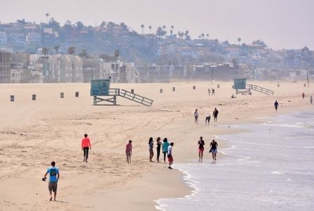 An uncrowded, early morning at Venice Beach, CA